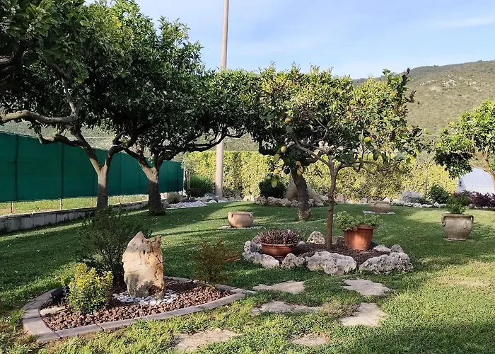 Villino Del Sole - 1 Km Dal Mare, Giardino Privato, Posto Auto, Wifi *