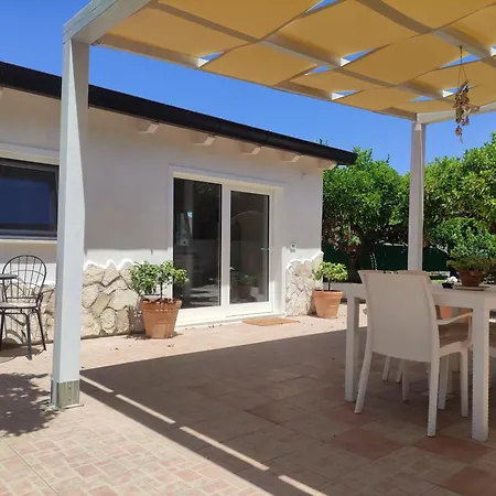 Villino Del Sole - 1 Km Dal Mare, Giardino Privato, Posto Auto, Wifi * Sperlonga
